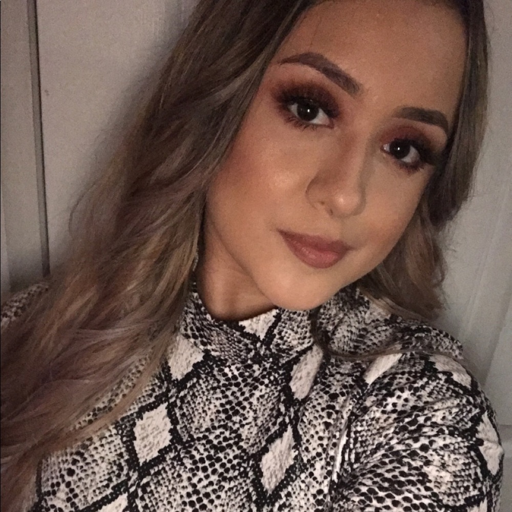 Meet your Posher, Lupita